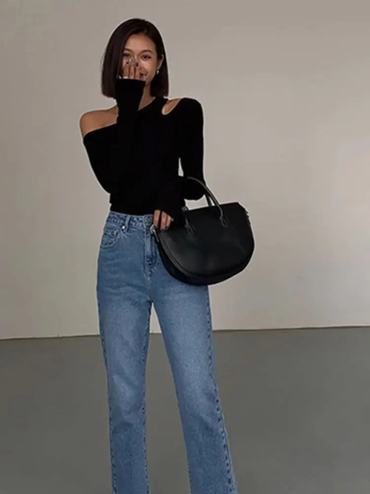 Skew Collar Off-shoulder Long-sleeved Top