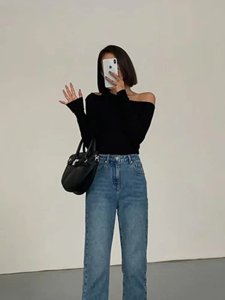 Skew Collar Off-shoulder Long-sleeved Top